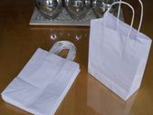 Lot 20 carrier bags Eco Friendly White paper bag with twisted handles size Small  18 cm x 8cm x 24 cm party candy cart gift shops