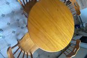 Dining table and 4 chairs.