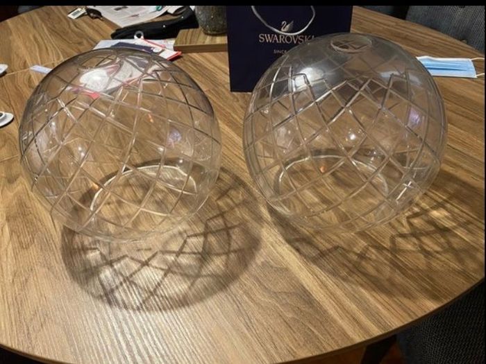 New Mindy Brown fine arts dark Brown chandelier new 2 clear cut glass shades and 2 pink glass shades