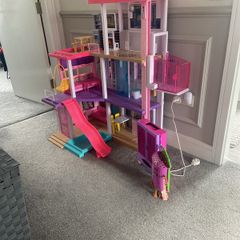 barbie dreamhouse