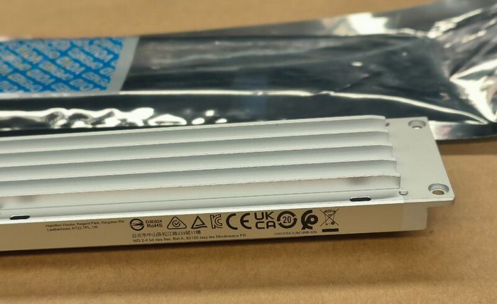Samsung E1.L PM9D3a Solid State Drive (15.36TB) MZ-EL615T0 (New without packaging, not used)