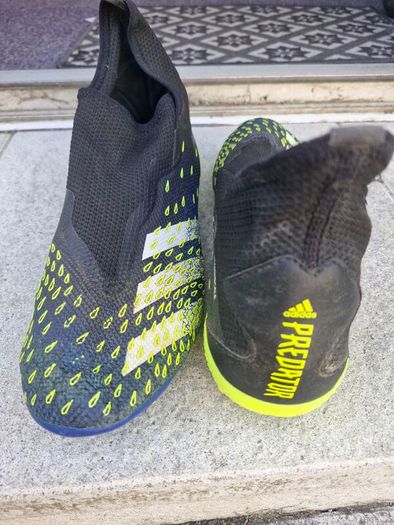 Addidas Predators football boots