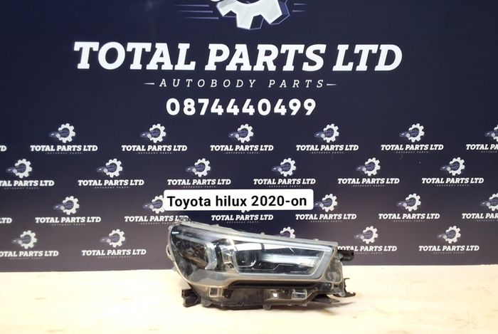 Toyota hilux 2020-on headlight