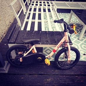 Girls bike