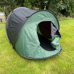 New Pop Up 2-4 Man Tent