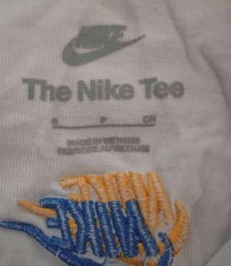Nike T-shirt