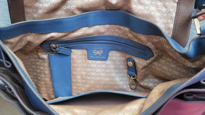 Handbag