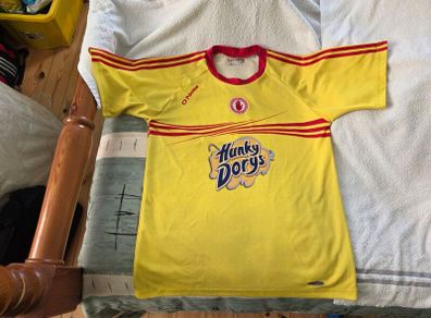 Tyrone Gaelic Football Away Jersey 2013 to 2014 Children 13 Years Old