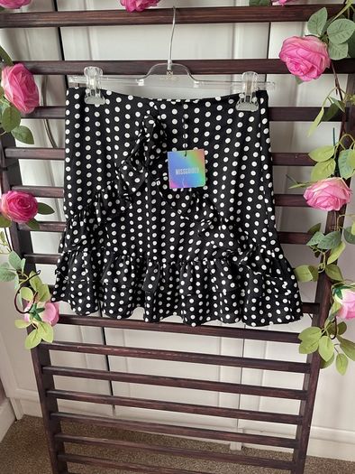 skirt Bnwt misguided black polka dot skirt size 12