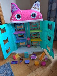 Gabby's Dollhouse