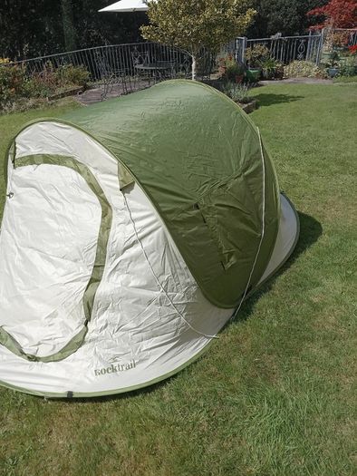 Rocktrail 2 person pop up tent