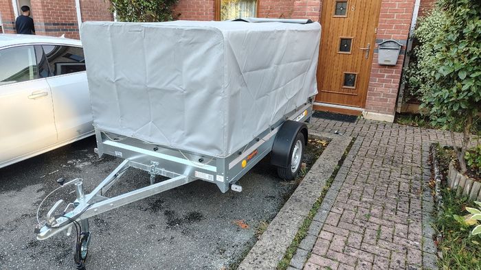 Car trailer
