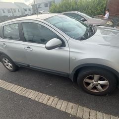 nissan quasqui