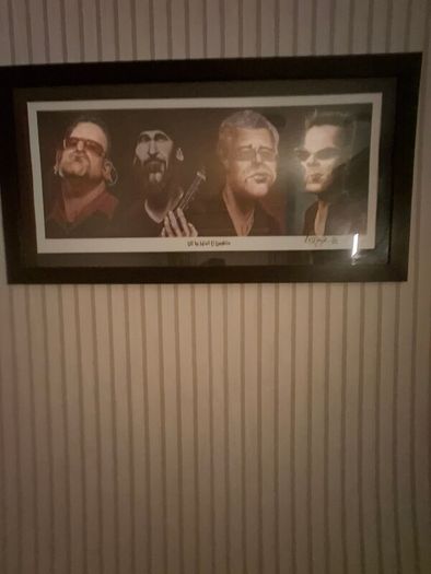 U2 painting