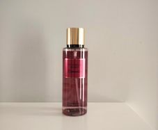 Victoria's Secret fragrance mist, Romantic