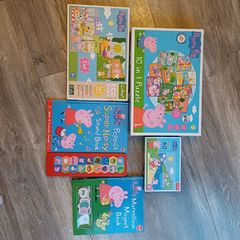 Peppa pig jigsaws and book