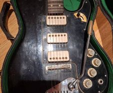Old 1960's Hofner Selmer Strat with original case