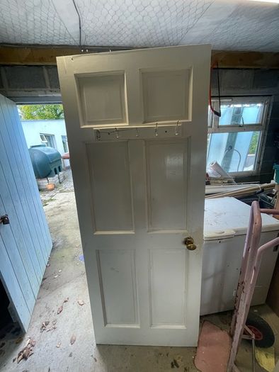 2 internal doors