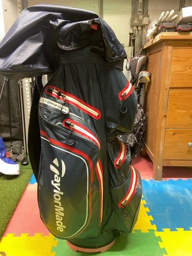 Taylormade golf bag 100% waterproof