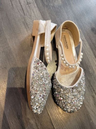 girls shoes