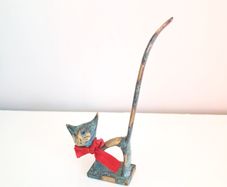 Small Patinated Bronze Cat Jewellery / Ring Holder