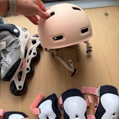 Rollerblades, age 7-10, excellent condition