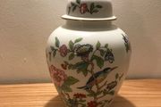 Vintage Aynsley Pembroke Design Urn/Ginger Jar