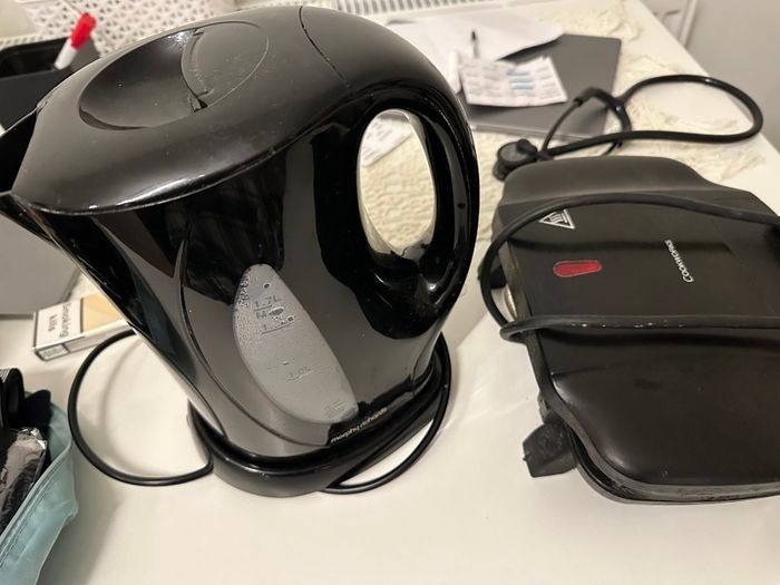 Kettle and toaster (selling together)