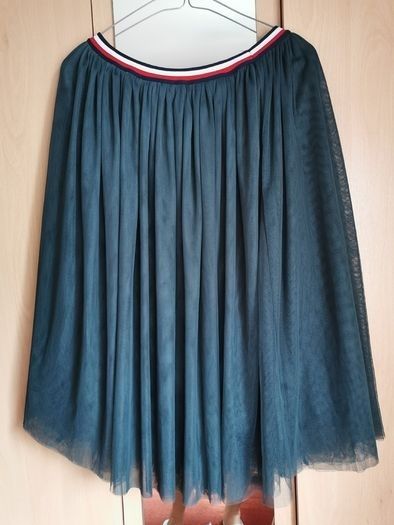 NEW - Tommy Hilfiger skirt UK 12