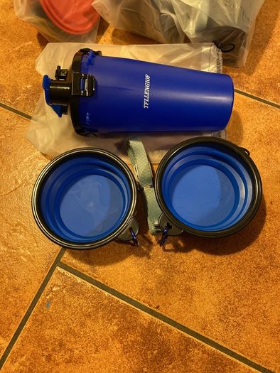 Portable Pet Water Bottle and Food Container for Travel 2-in-1 Dual Chamber Bottle with 2 Collapsible Bowls Dogs Cats Feeder Water Food Bottle Outdoor Travel