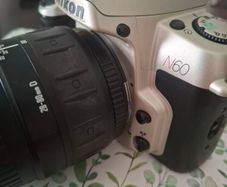Nikon N60