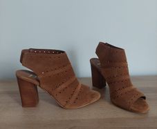 Bata sandals 39 real leather / new