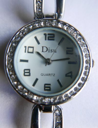 Women's Watch Disu Women's Watch Bracelet Girl Watch Watch (fresh battery)