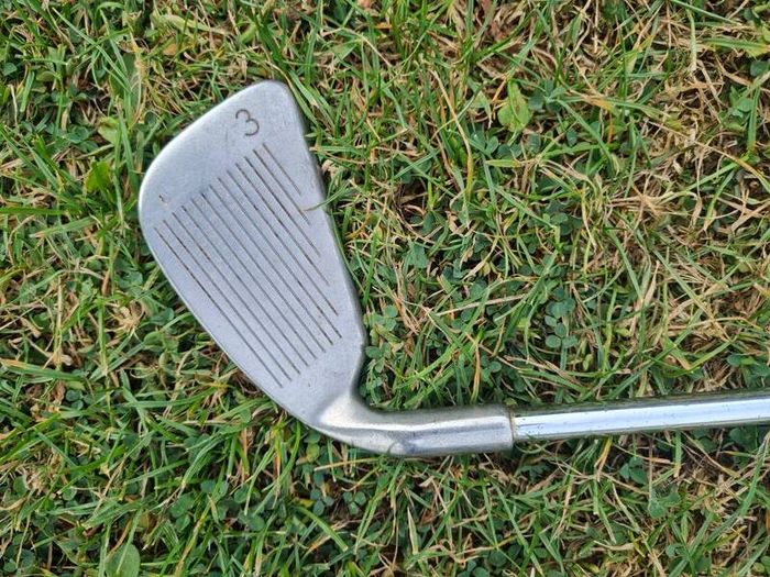 Ping isi-k 3 iron metal shaft and golf pride grip in excellent condition