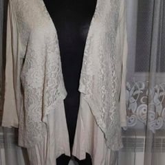 Beige lace cover up size UK14 EU42 Postage included