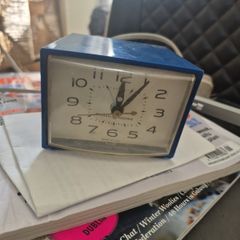 vintage General Electric (GE) Analogue Electric Alarm Clock USA