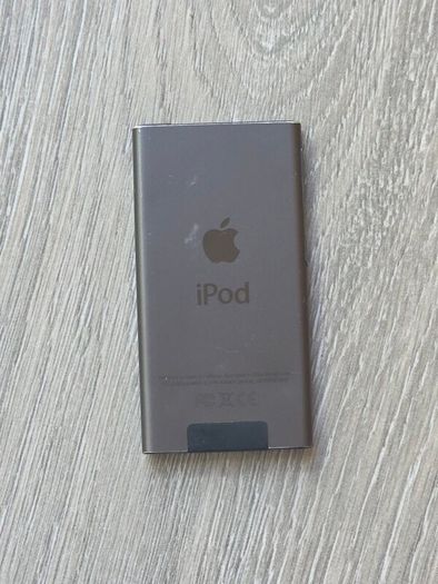 iPod 7th Gen nano (Free Post)