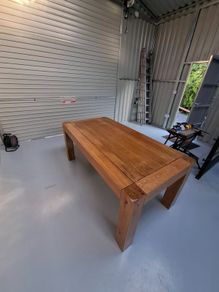 Solid Oak dinning table
