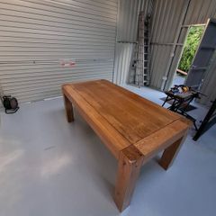 Solid Oak dinning table