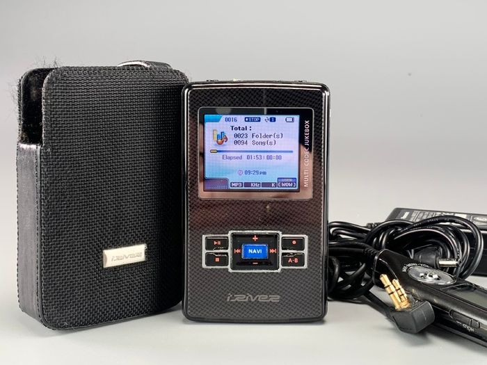 Iriver H320 multi codec jukebox MP3 player