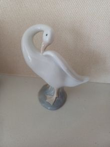 Vintage Lladro Goose Figurine
