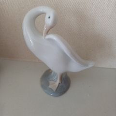Vintage Lladro Goose Figurine