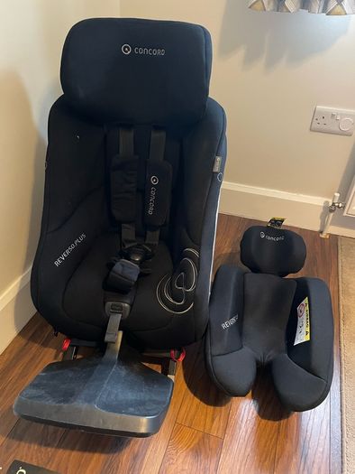 Concord Reverso Plus has Car Seat 0-23kg (40-105cm)