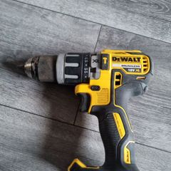 dewalt top part missing works perfect