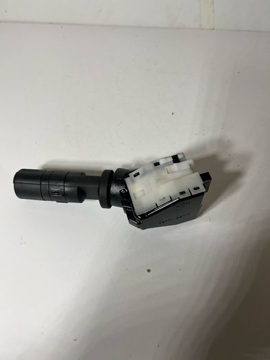 NISSAN Qashqai  2011 Turn switch knob Niles 14425 Light Switch A1l2b35s