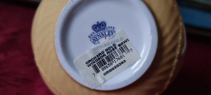 New In Box Aynsley Orchard Gold Bone China Windsor Rose Bowl Made in England