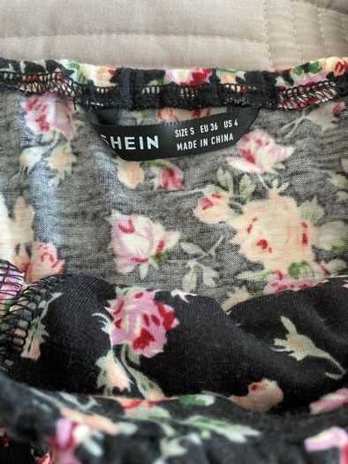 Shein top - Size S