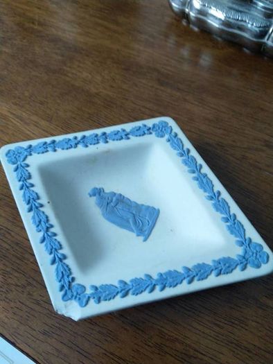 Wedgewood dish for sale