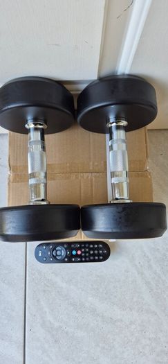 3xbrand new sets of dumbbells, 2x12.5kg, 2x10kg, 2x7.5kg