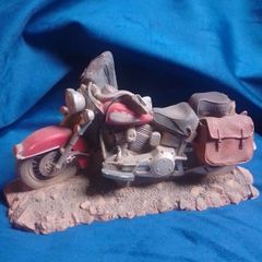 Vintage Motorcycle Figurine Model Keypoint Collectible